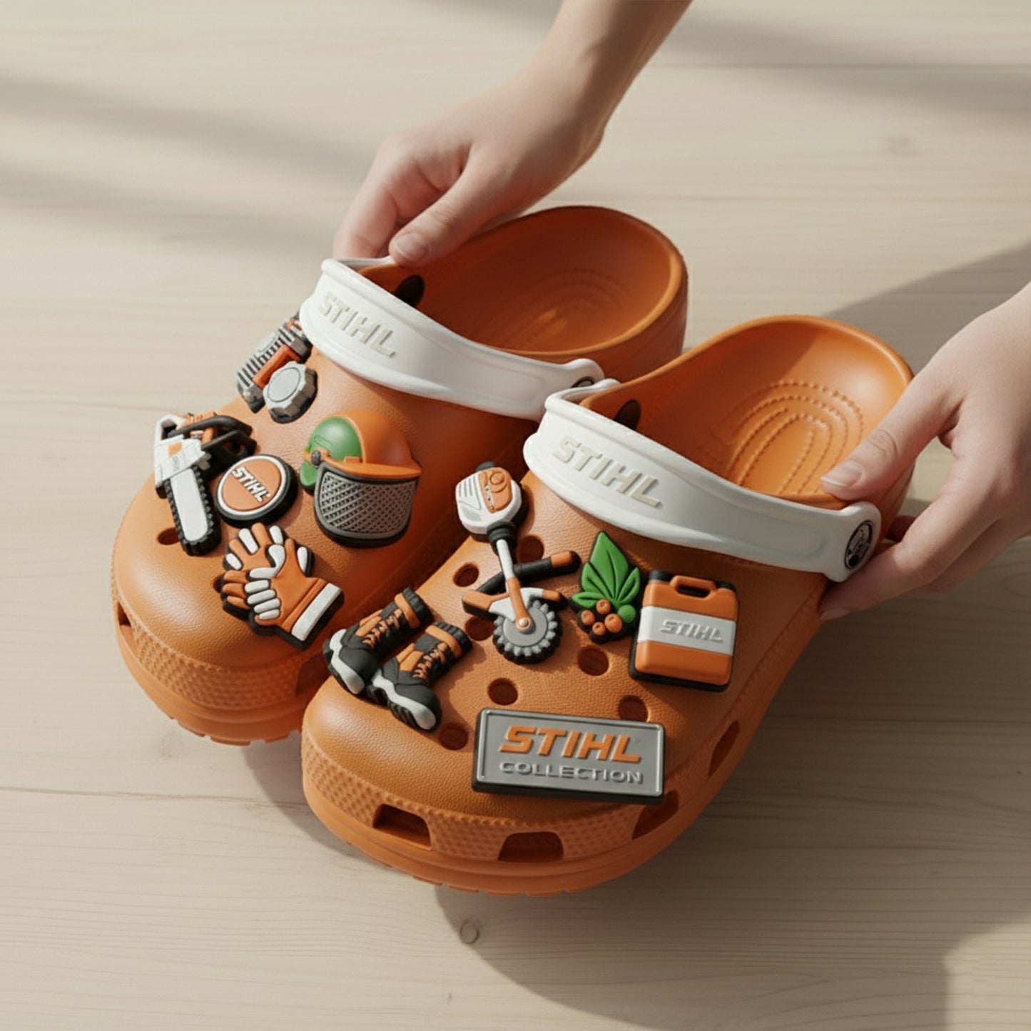 PREMIUM STL CLOGS WITH CHARMS LNTH